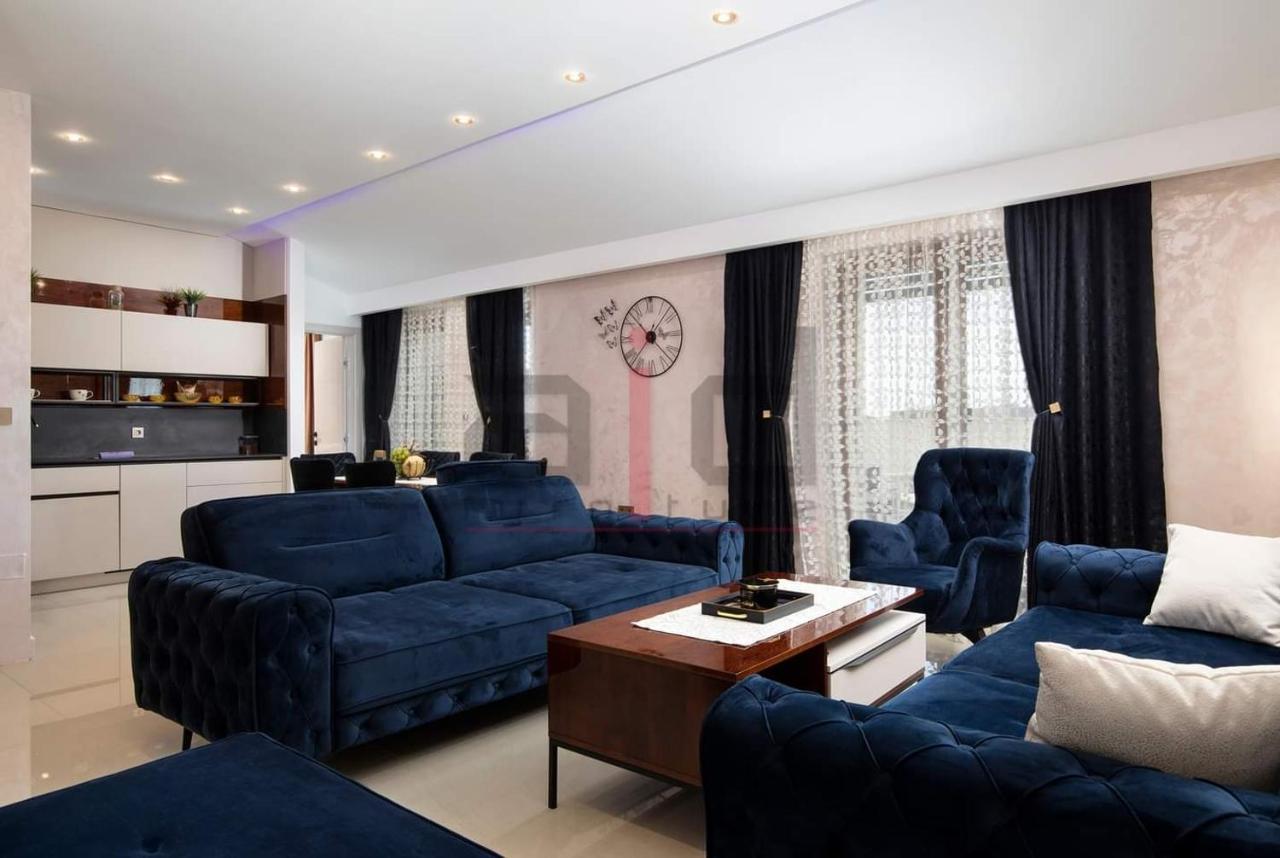 شقة Pula Porta Aurea & Wellness Oasis المظهر الخارجي الصورة