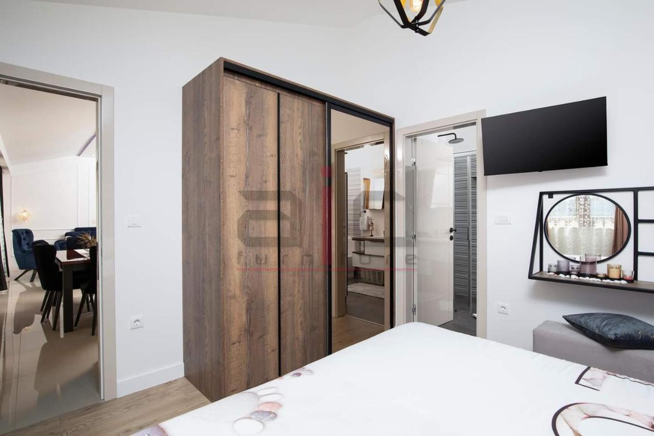 شقة Pula Porta Aurea & Wellness Oasis المظهر الخارجي الصورة